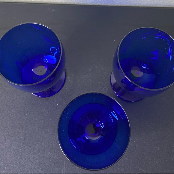 Celebrity Cobalt Blue Wine Glasses, Set Of Three - Picture 4 of 4